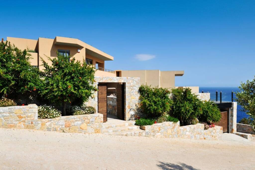 Wonderful Eco Friendly Villa Augustine Ampelo Exteriér fotografie