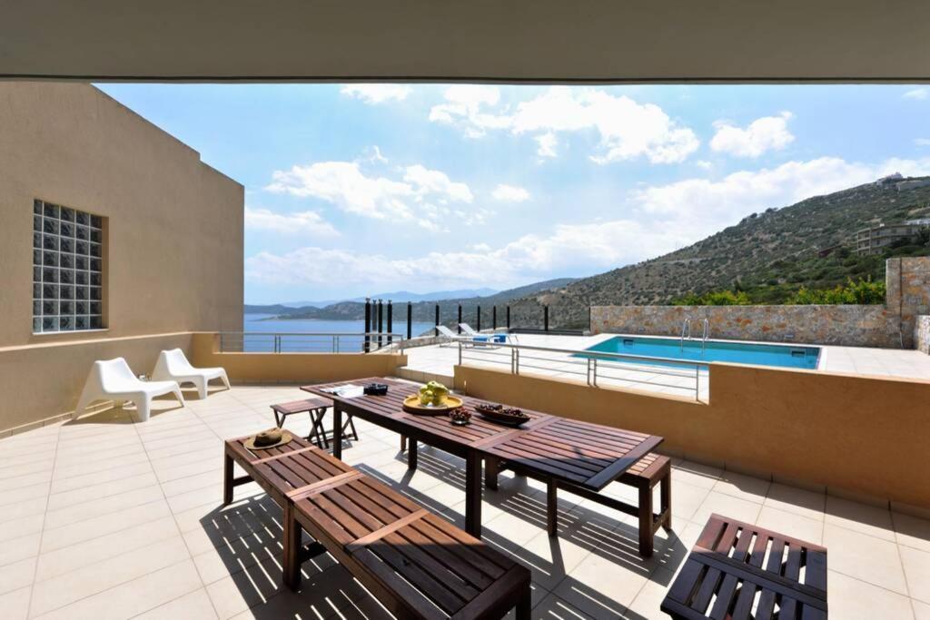 Wonderful Eco Friendly Villa Augustine Ampelo Exteriér fotografie
